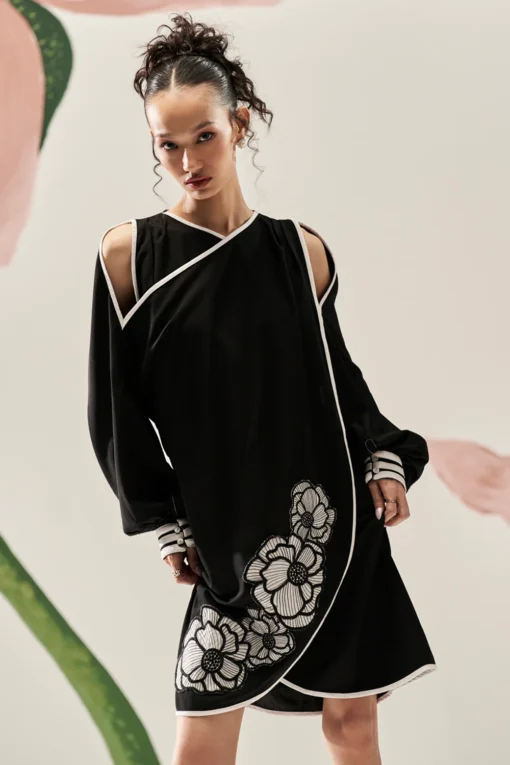 ⁦WAJD DRESS⁩ - الصورة ⁦2⁩