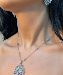 Alternative view of DIAMOND TEARS