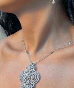 Alternative view of QUEEN TAJ