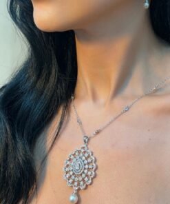 Alternative view of PEARL MIRACLE